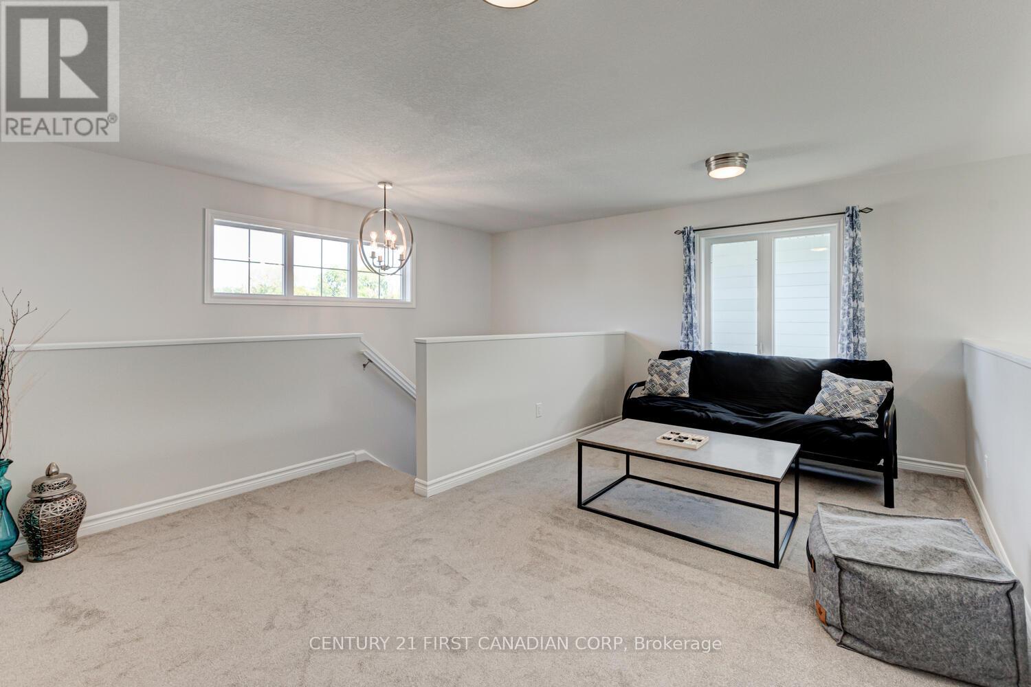 116 Sandcastle Key, Central Elgin, Ontario  N5L 0B5 - Photo 15 - X12452758