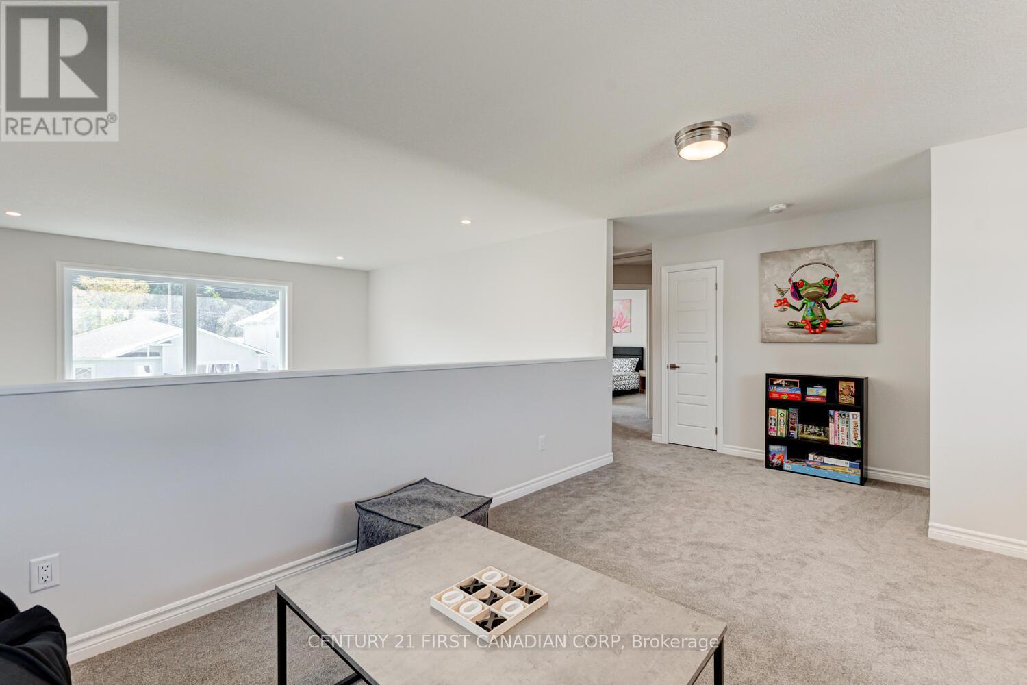 116 Sandcastle Key, Central Elgin, Ontario  N5L 0B5 - Photo 17 - X12452758