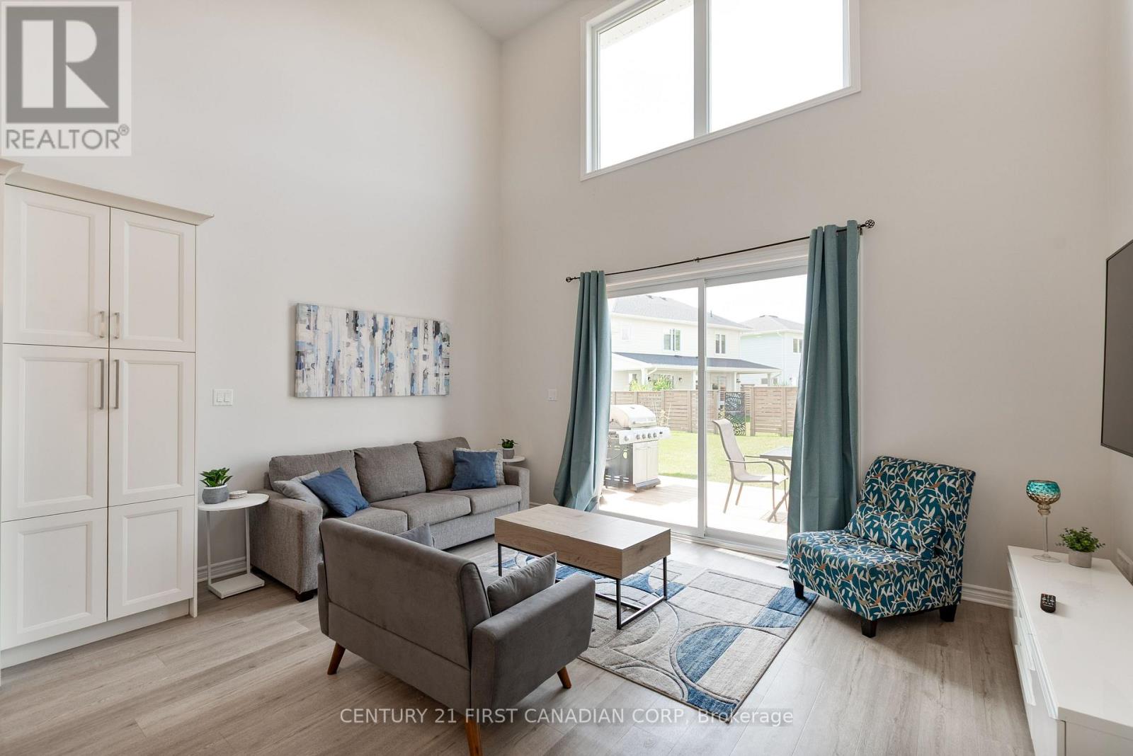 116 Sandcastle Key, Central Elgin, Ontario  N5L 0B5 - Photo 7 - X12452758