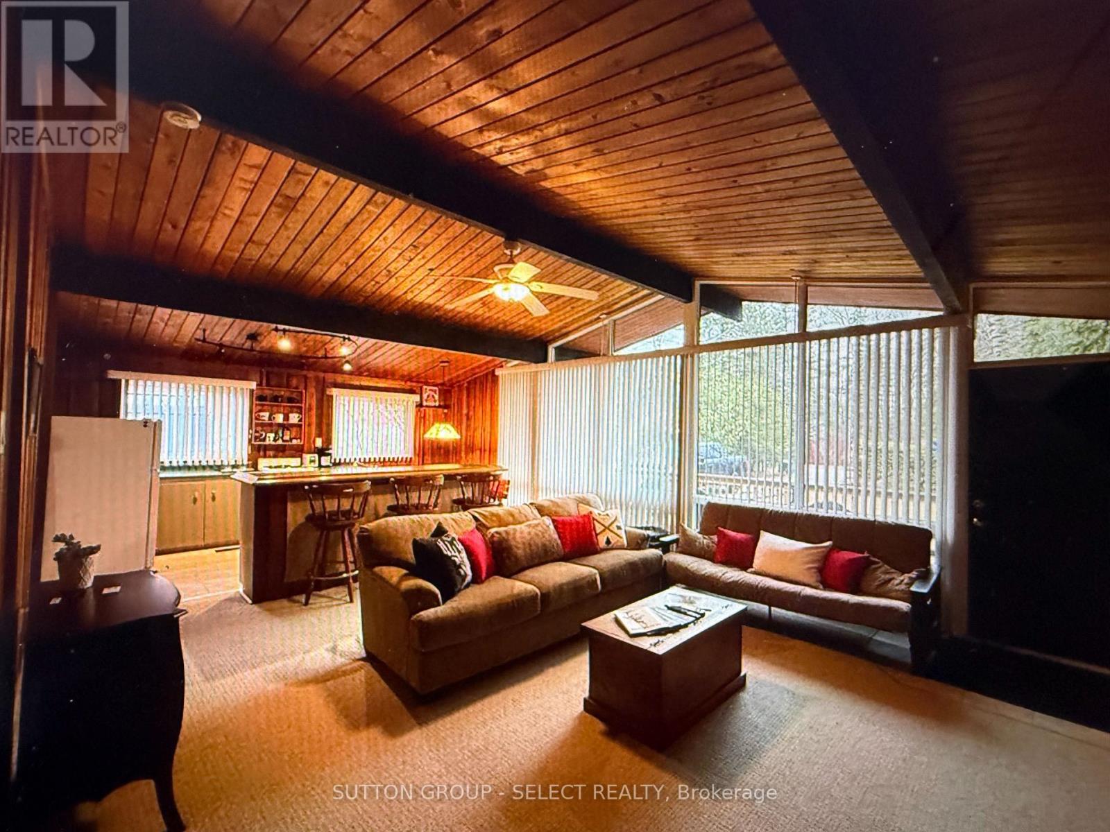 185 Timmons Street, Blue Mountains, Ontario  L9Y 0L2 - Photo 4 - X12452760