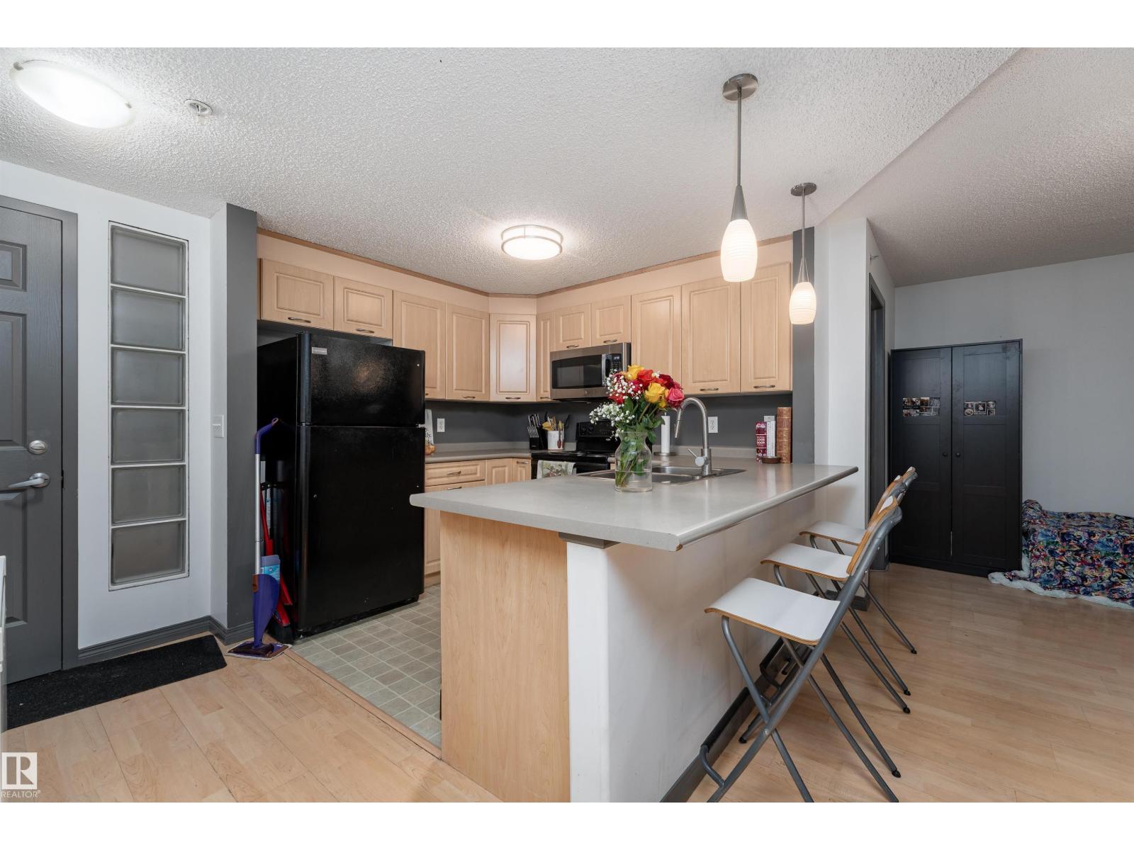 #101 6220 134 Av Nw, Edmonton, Alberta  T5A 0A8 - Photo 6 - E4461358