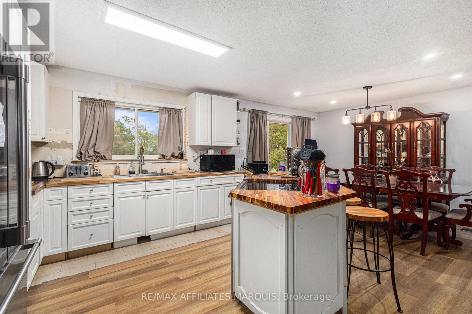 7349 Roger Stevens Drive, Montague, Ontario  K7A 4S6 - Photo 7 - X12452711