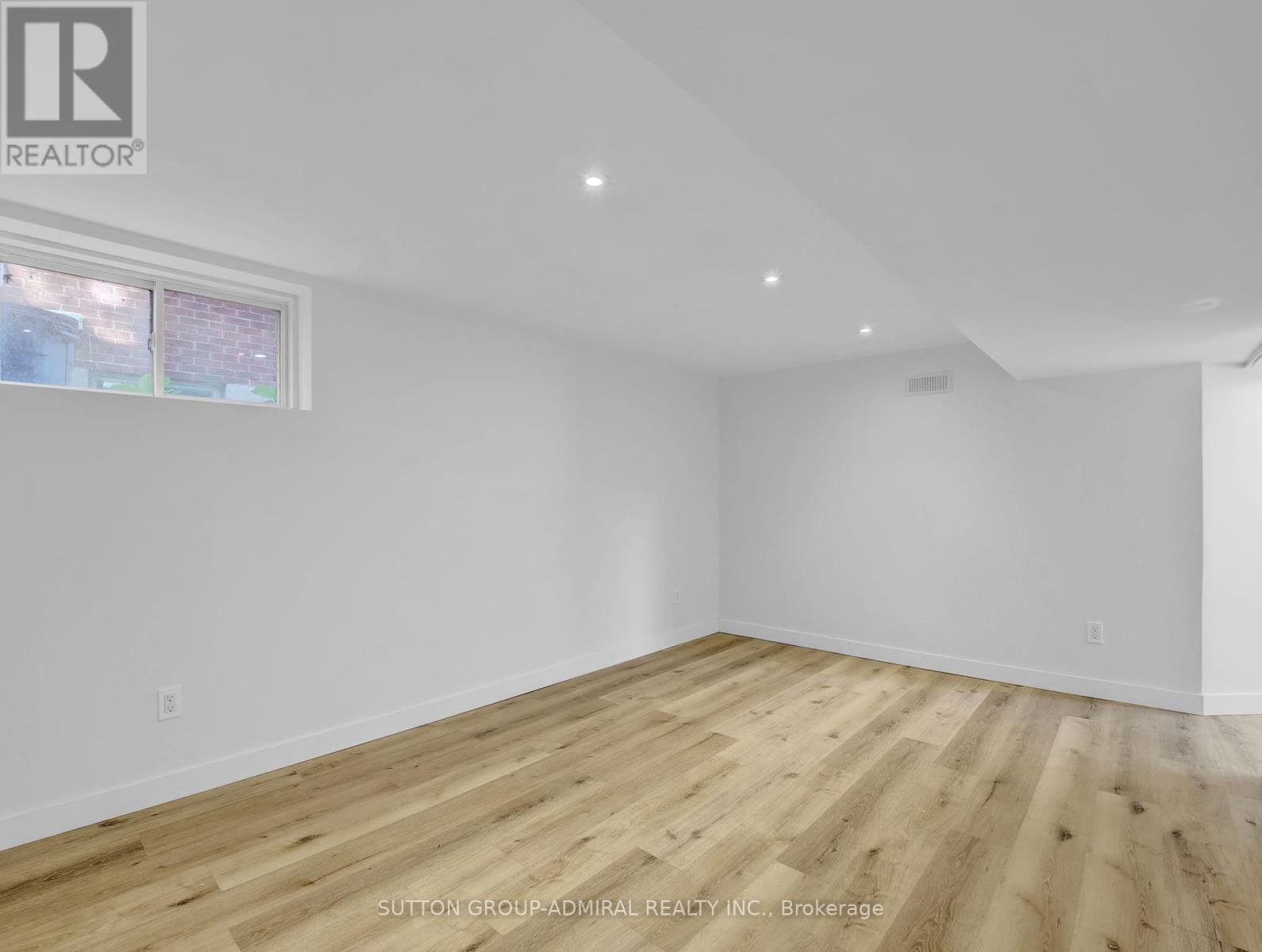 365 Beach Boulevard, Hamilton, Ontario  L8H 6W6 - Photo 16 - X12452593