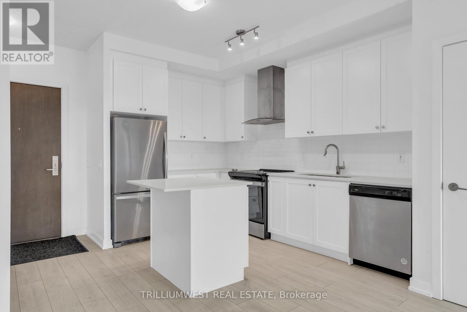 322 - 55 Duke Street W, Kitchener, Ontario  N2H 0C9 - Photo 16 - X12452605
