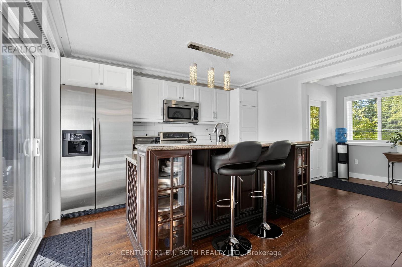 209846 26 Highway, Blue Mountains, Ontario  L9Y 0L1 - Photo 13 - X12452614
