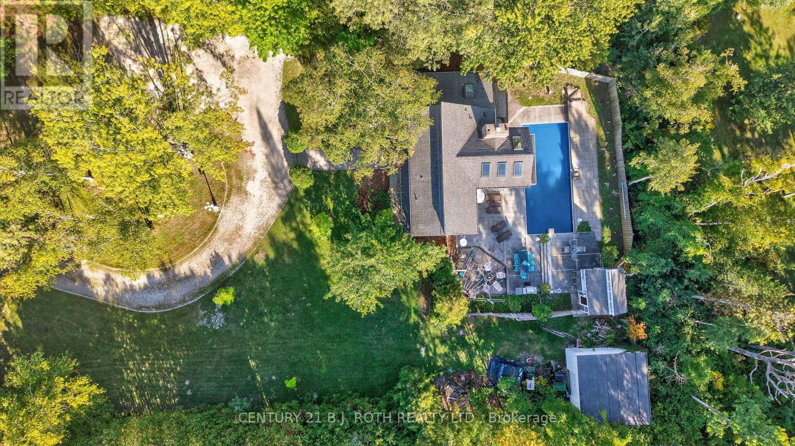 209846 26 Highway, Blue Mountains, Ontario  L9Y 0L1 - Photo 35 - X12452614