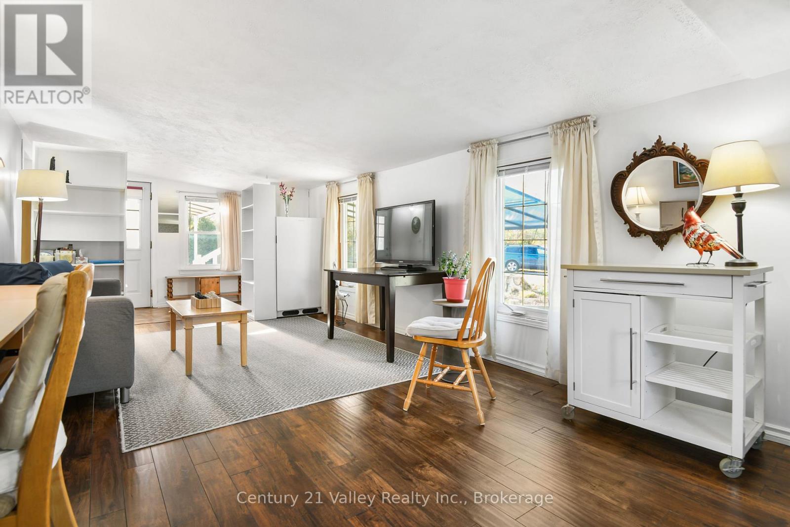 122 Lisa Lane, Horton, Ontario  K7V 0A6 - Photo 14 - X12452742