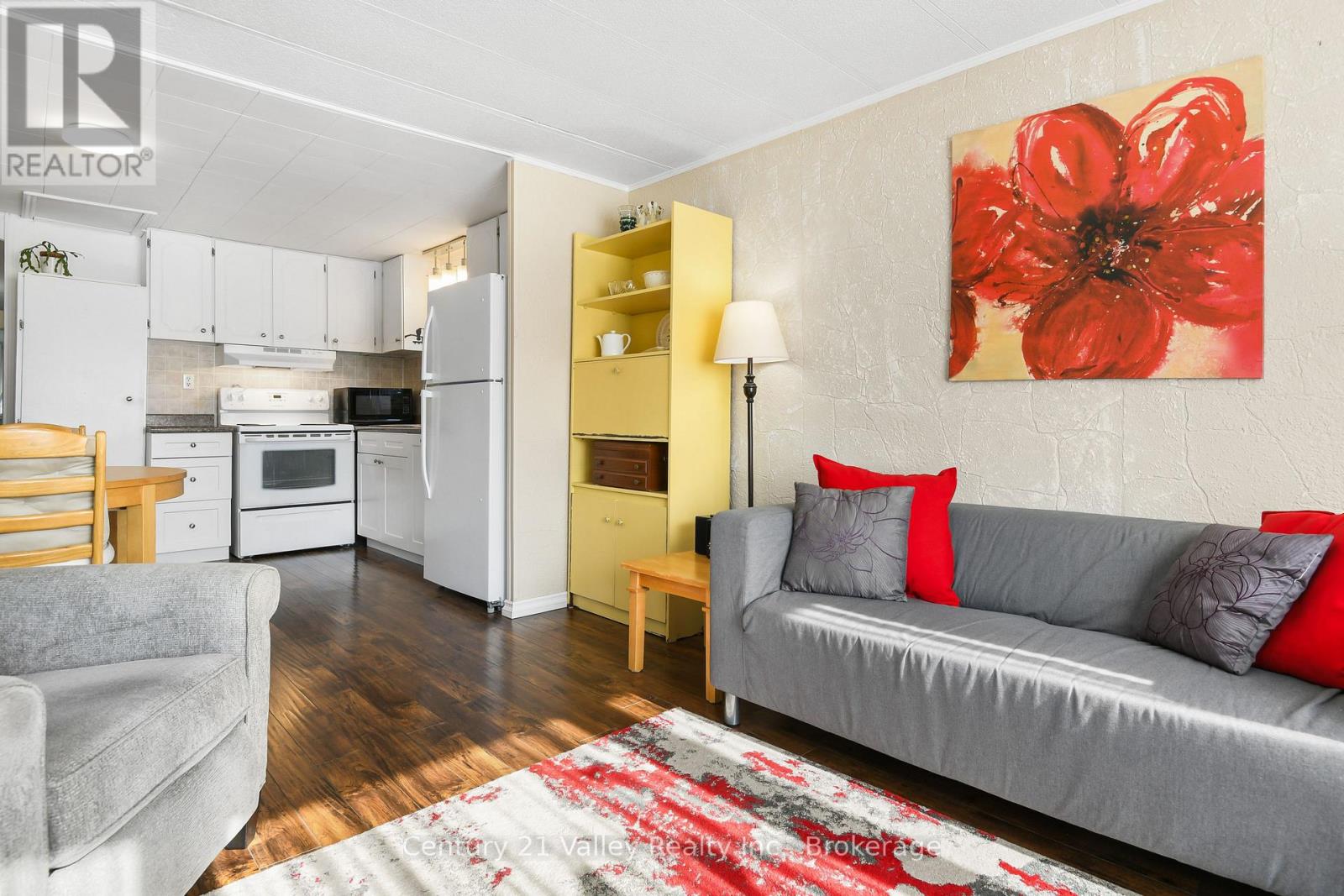 122 Lisa Lane, Horton, Ontario  K7V 0A6 - Photo 16 - X12452742