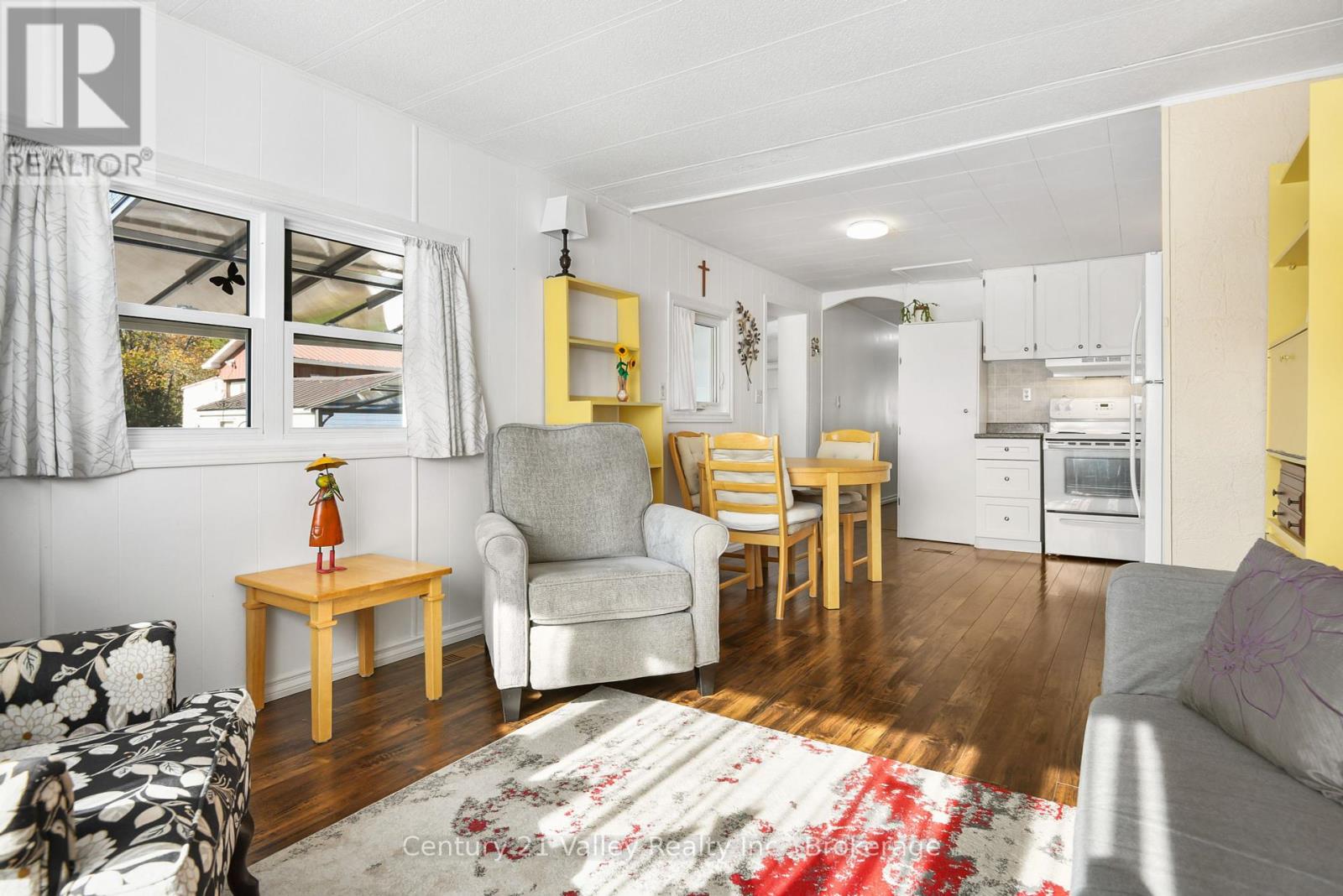 122 Lisa Lane, Horton, Ontario  K7V 0A6 - Photo 17 - X12452742