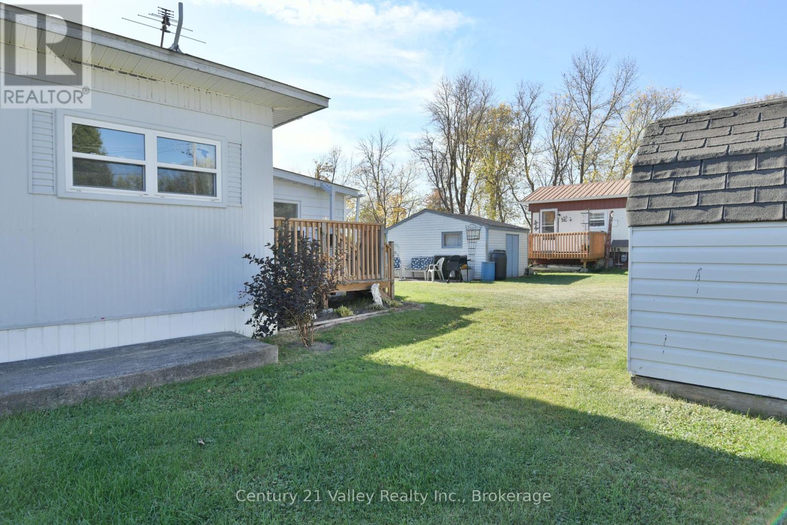 122 Lisa Lane, Horton, Ontario  K7V 0A6 - Photo 36 - X12452742