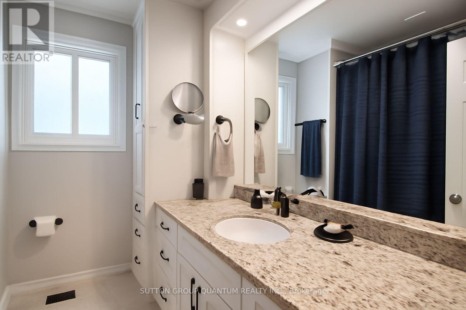 3 Colonial Court, St. Catharines, Ontario  L2N 2R2 - Photo 16 - X12422823