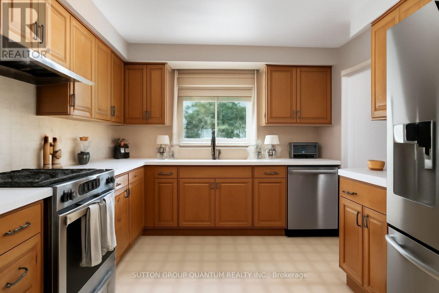 3 Colonial Court, St. Catharines, Ontario  L2N 2R2 - Photo 7 - X12422823