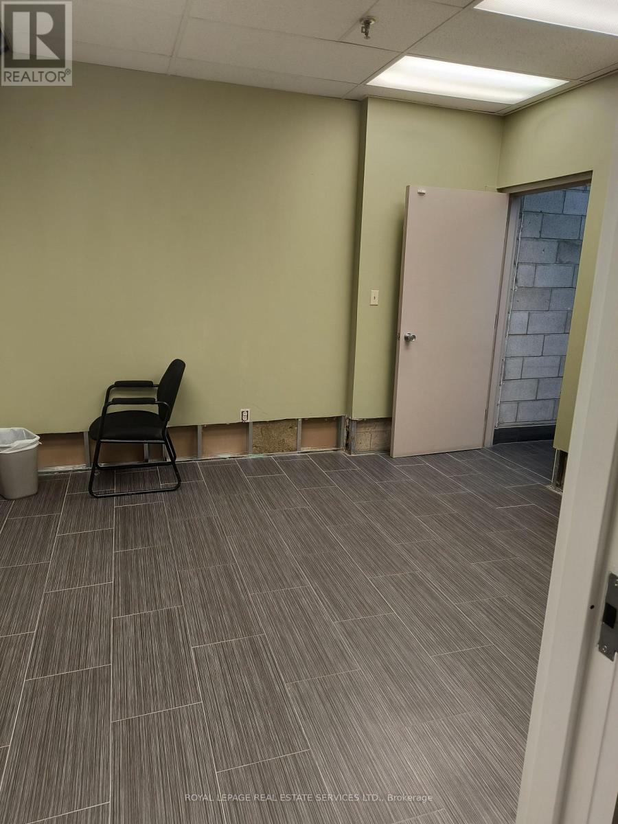 3 - 12 Upjohn Road, Toronto, Ontario  M3B 2V9 - Photo 9 - C12452394
