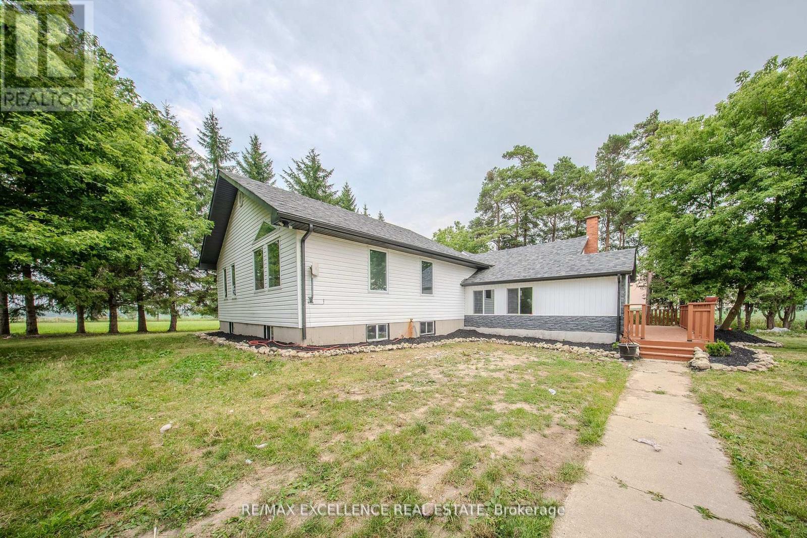 441038 Concession 12-13 Road, East Luther Grand Valley, Ontario  L9W 0Z9 - Photo 2 - X12452099