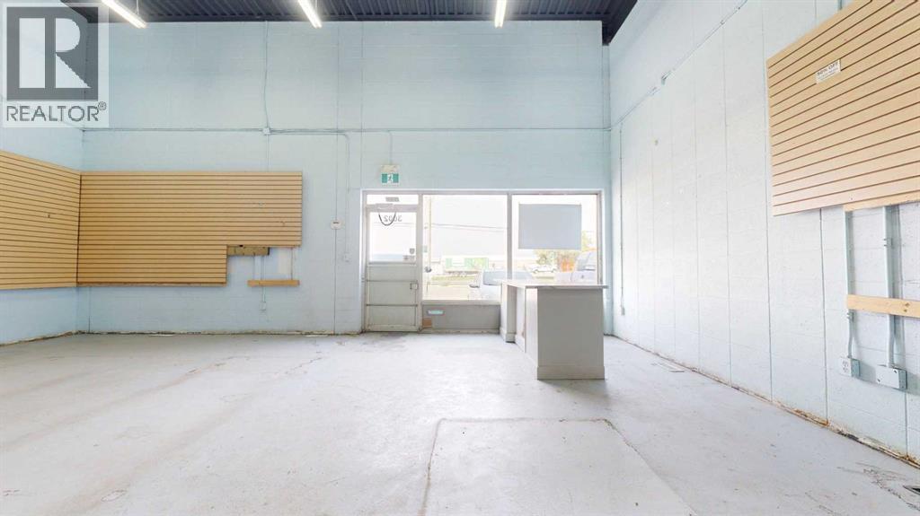 3002 2 Avenue N, Lethbridge, Alberta  T1H 0C6 - Photo 3 - A2254795