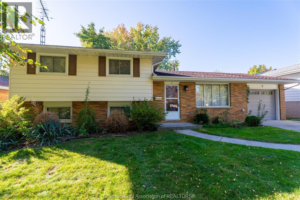 MLS# 25025373: 6 Cardinal CRESCENT, Chatham, Canada