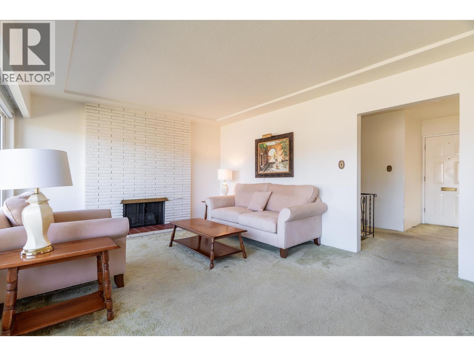 1349 Summit Drive, Coquitlam, British Columbia  V3J 5L7 - Photo 8 - R3056788