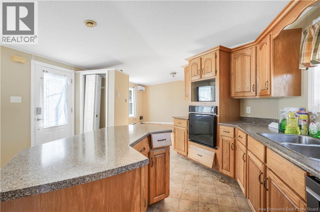 44 Jacob Street, Fredericton, New Brunswick  E3G 0E1 - Photo 5 - NB128178