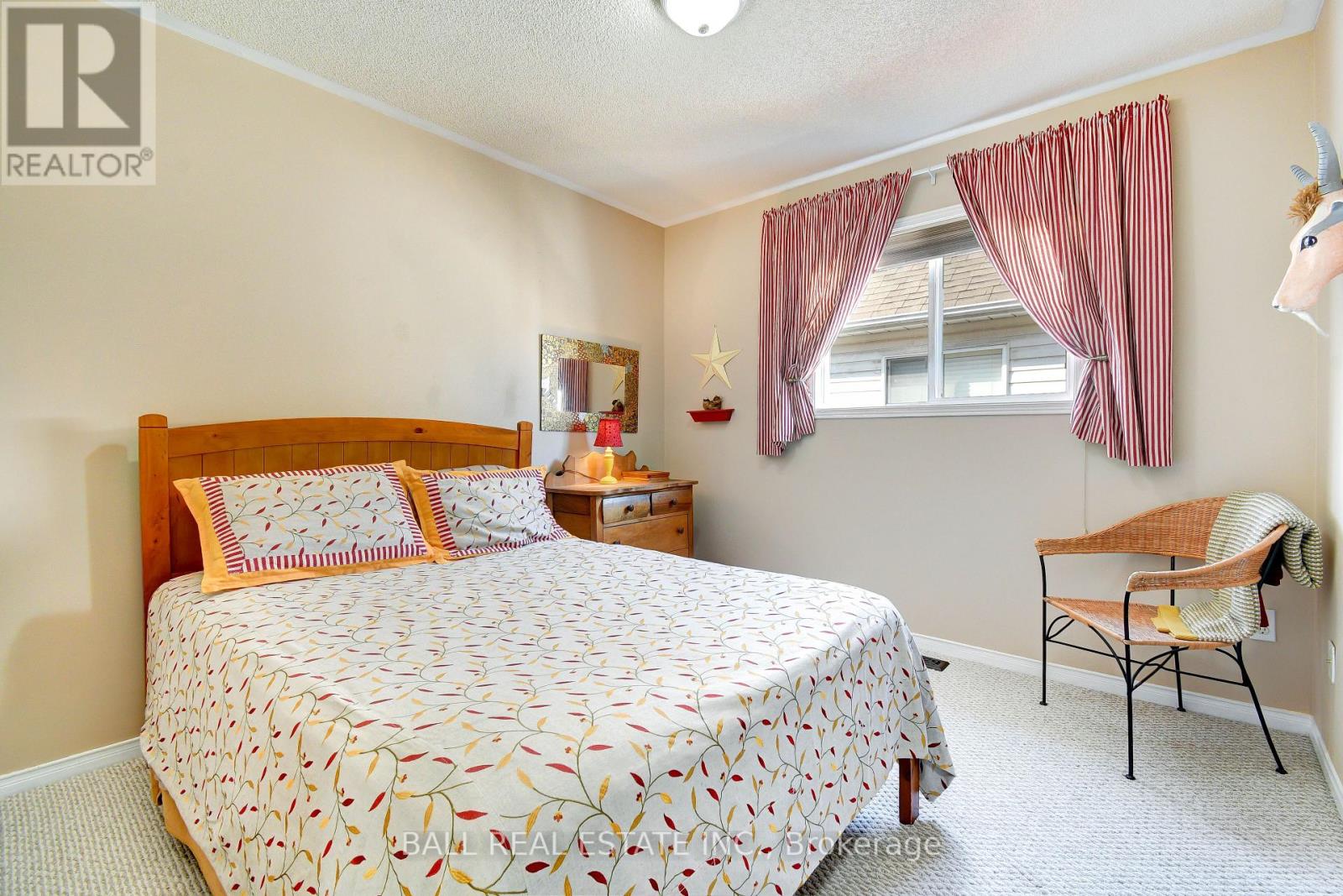 1720 Woodgate Trail, Oshawa, Ontario  L1G 8B4 - Photo 21 - E12452456