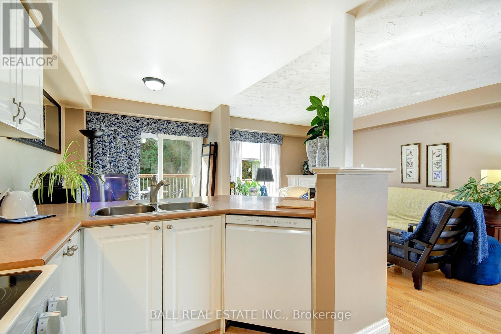 1720 Woodgate Trail, Oshawa, Ontario  L1G 8B4 - Photo 9 - E12452456