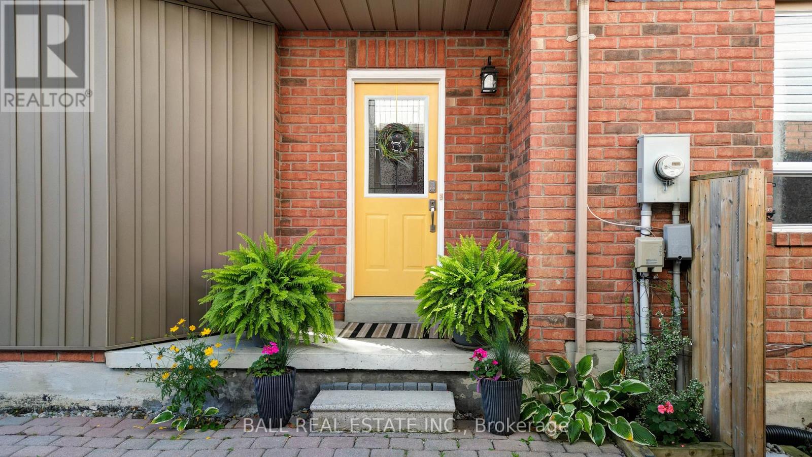 1720 Woodgate Trail, Oshawa, Ontario  L1G 8B4 - Photo 6 - E12452456
