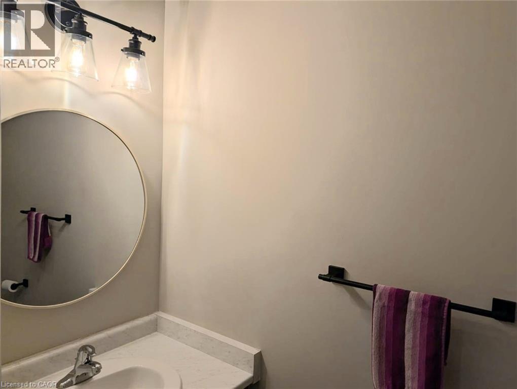 137 Lormont Boulevard, Stoney Creek, Ontario  L8J 0K2 - Photo 11 - 40776533