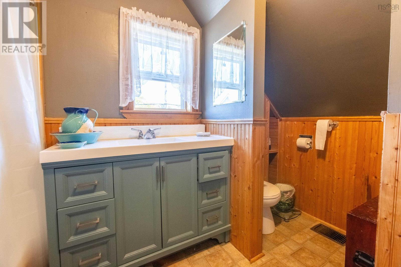 29 South Albion Street, Amherst, Nova Scotia  B4H 2W3 - Photo 20 - 202525460