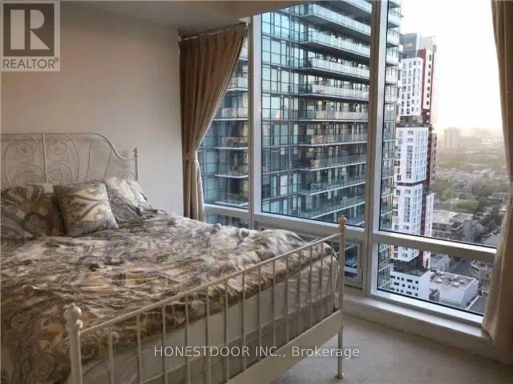 3304 - 295 Adelaide Street W, Toronto, Ontario  M5V 0L4 - Photo 6 - C12452634