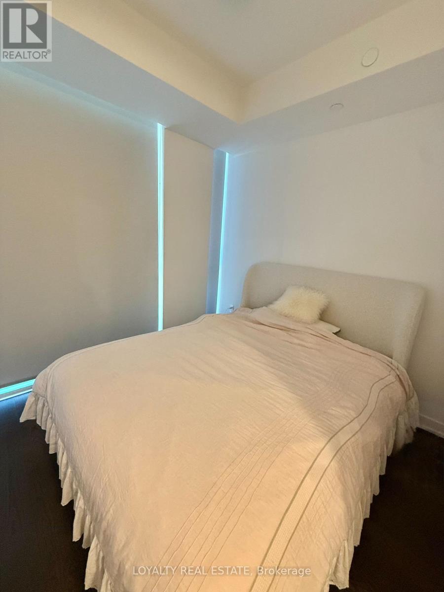 801 - 1 Yorkville Avenue, Toronto (Annex), Ontario  M4W 0B1 - Photo 24 - C12452640