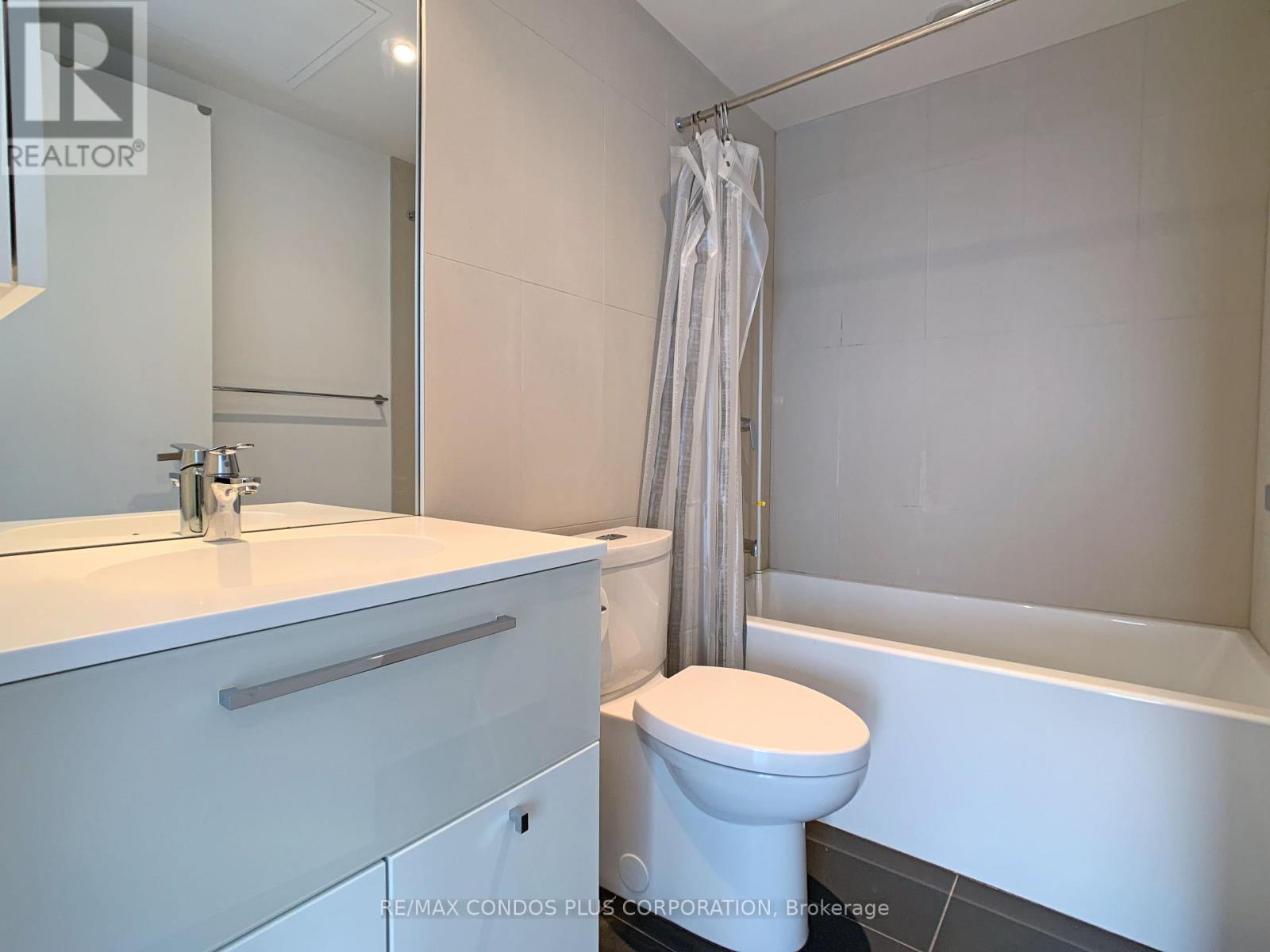 3803 - 15 Grenville Street, Toronto, Ontario  M4Y 0B9 - Photo 20 - C12452650
