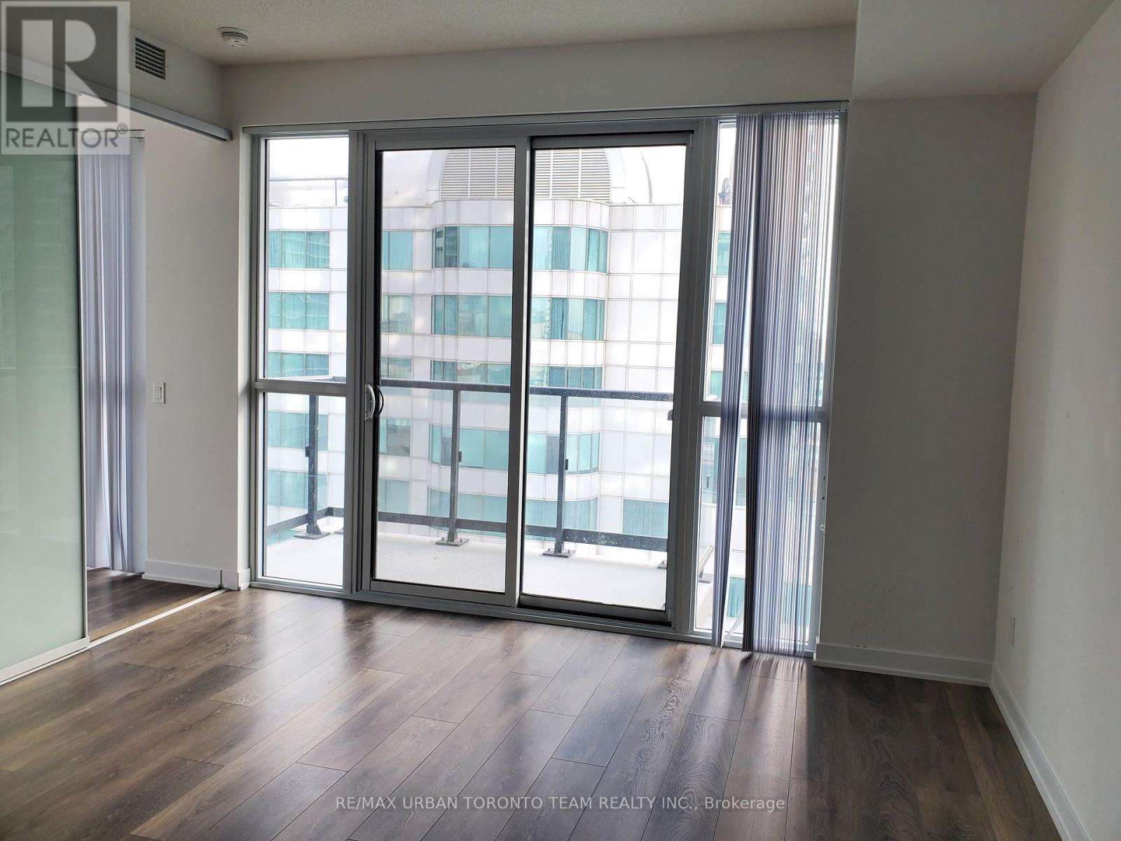 2013 - 87 Peter Street, Toronto, Ontario  M5V 0P1 - Photo 4 - C12452653