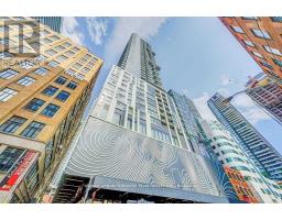 2013 - 87 PETER STREET, Toronto, Ontario