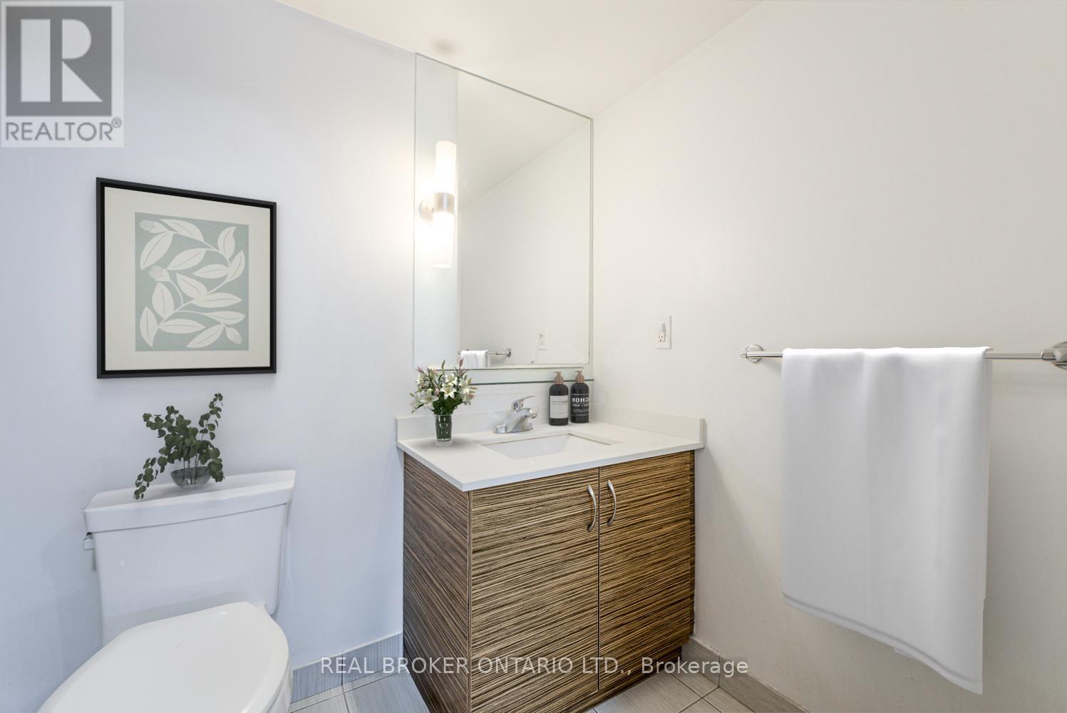 401 - 320 Richmond Street E, Toronto, Ontario  M5A 1P9 - Photo 7 - C12452686
