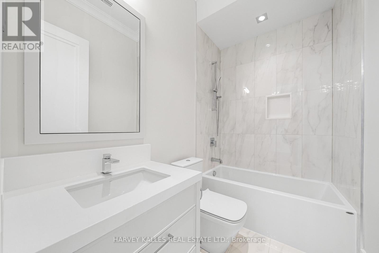 163 Cortleigh Boulevard, Toronto, Ontario  M5N 1P6 - Photo 35 - C12452689