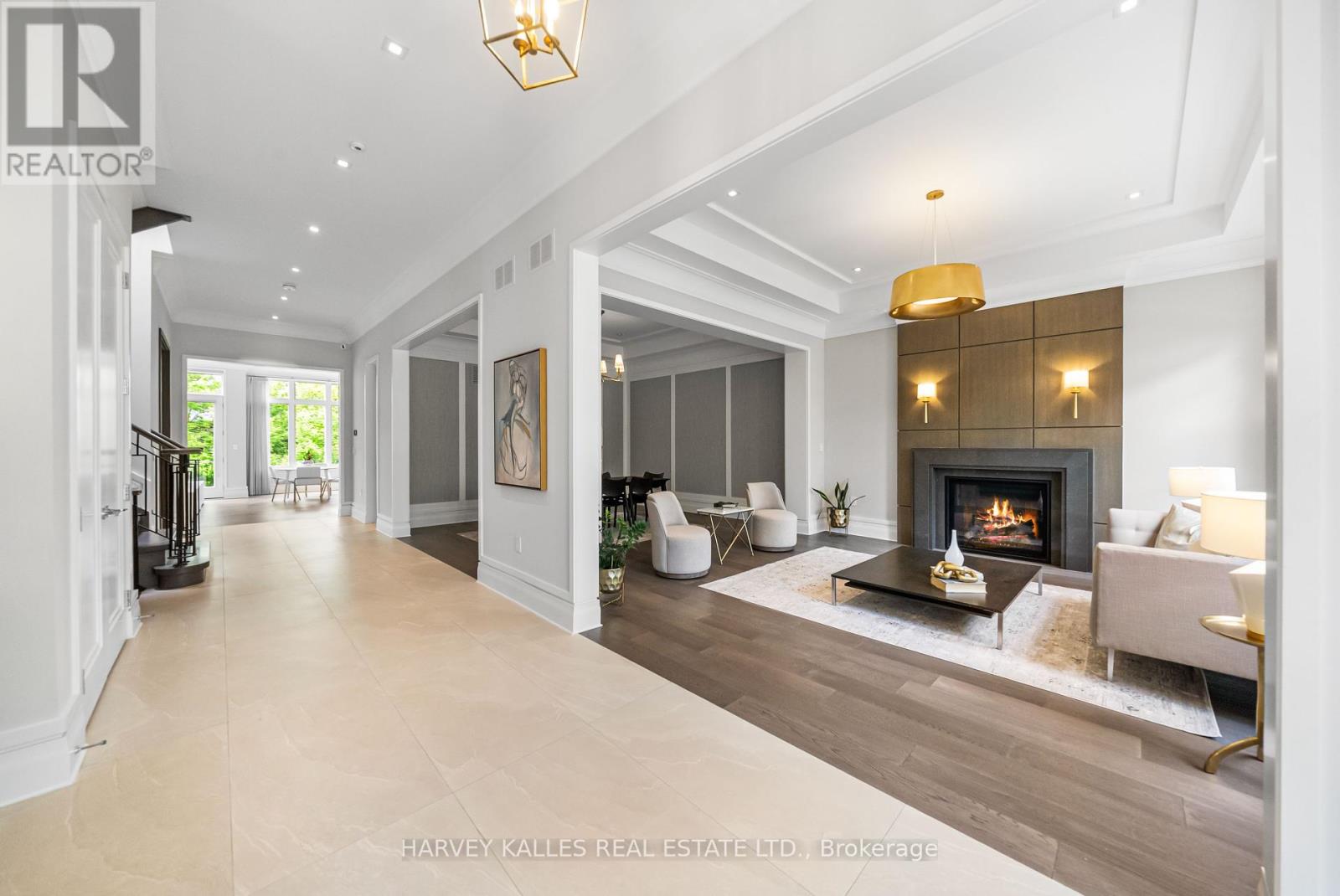 163 Cortleigh Boulevard, Toronto, Ontario  M5N 1P6 - Photo 4 - C12452689