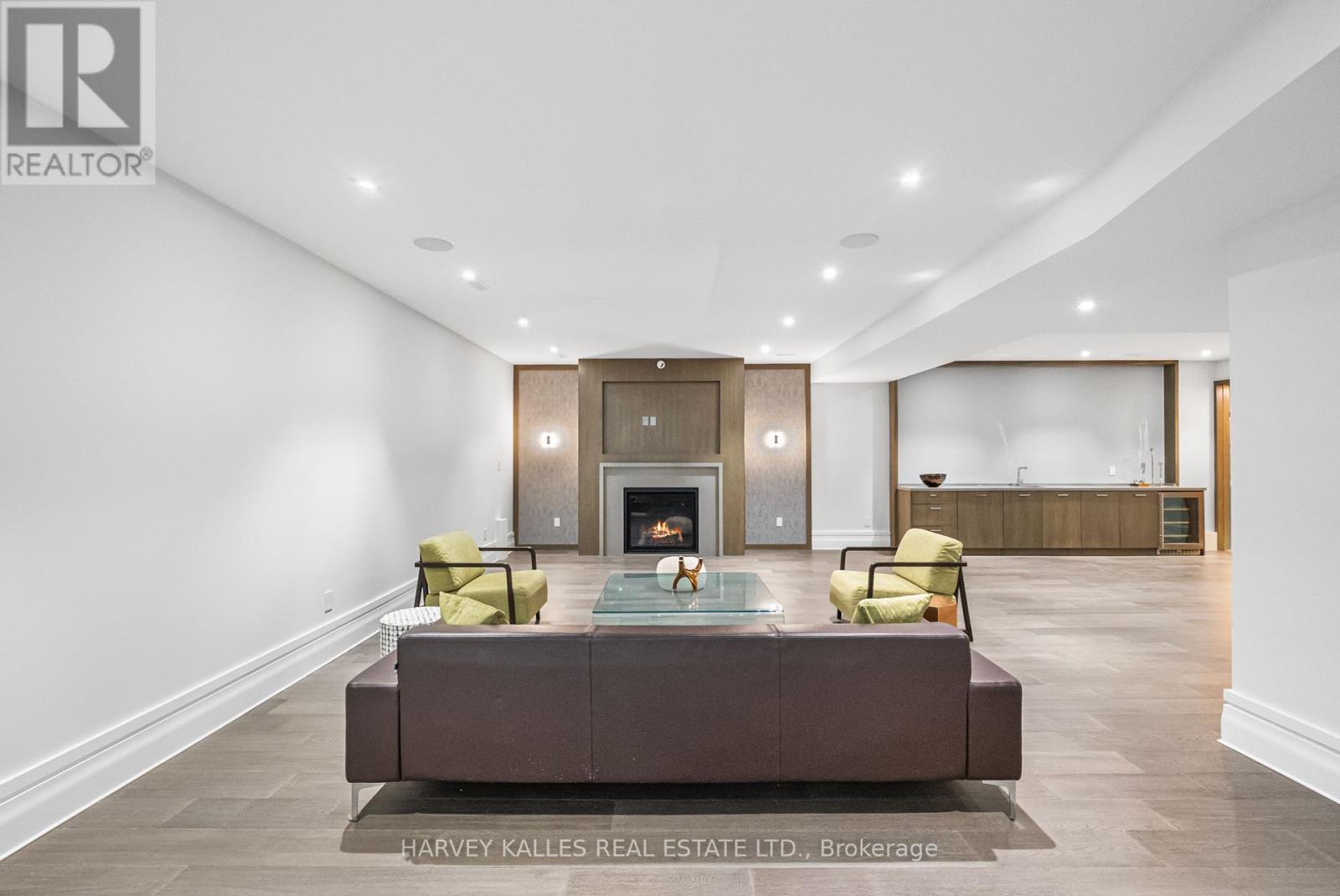 163 Cortleigh Boulevard, Toronto, Ontario  M5N 1P6 - Photo 47 - C12452689
