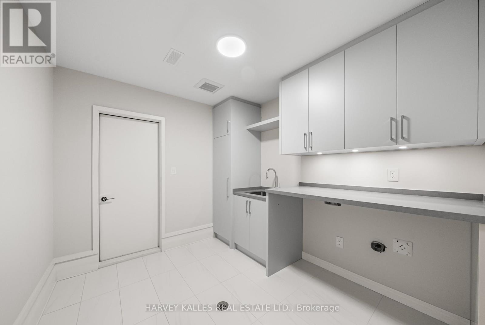 163 Cortleigh Boulevard, Toronto, Ontario  M5N 1P6 - Photo 48 - C12452689