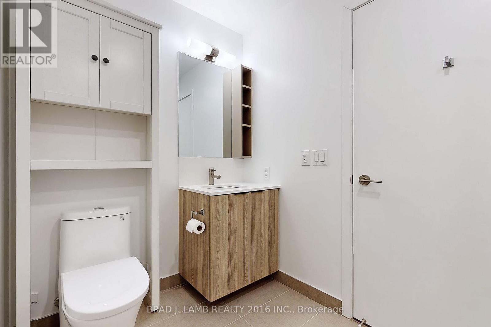 1612 - 55 Mercer Street, Toronto, Ontario  M5V 0W4 - Photo 7 - C12452702