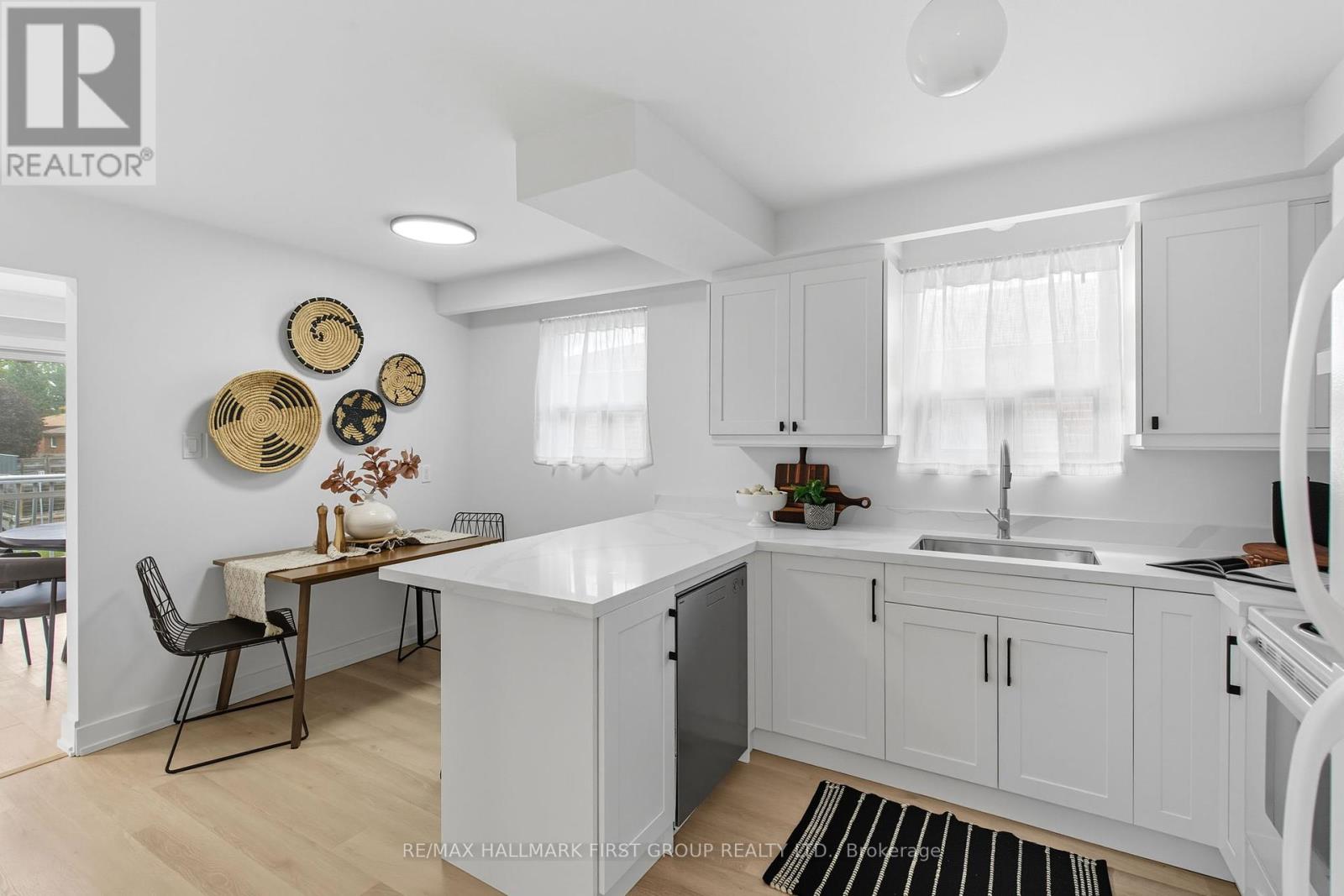 194 Fairglen Avenue, Toronto, Ontario  M1W 1B1 - Photo 15 - E12452756