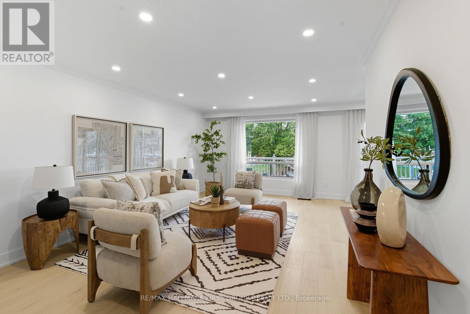 194 Fairglen Avenue, Toronto, Ontario  M1W 1B1 - Photo 6 - E12452756