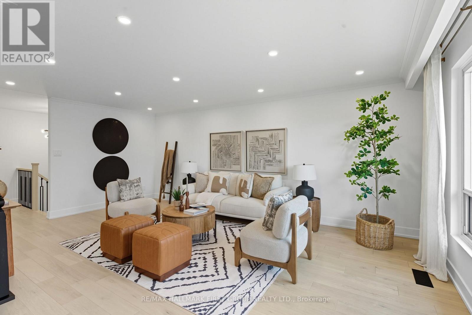 194 Fairglen Avenue, Toronto, Ontario  M1W 1B1 - Photo 7 - E12452756