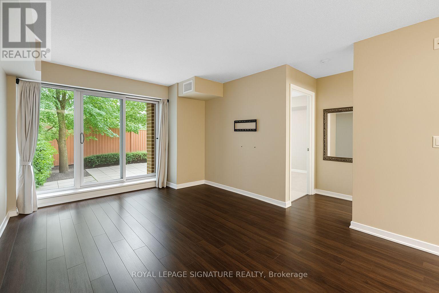 221 - 120 Dallimore Circle, Toronto, Ontario  M3C 4J1 - Photo 4 - C12365313