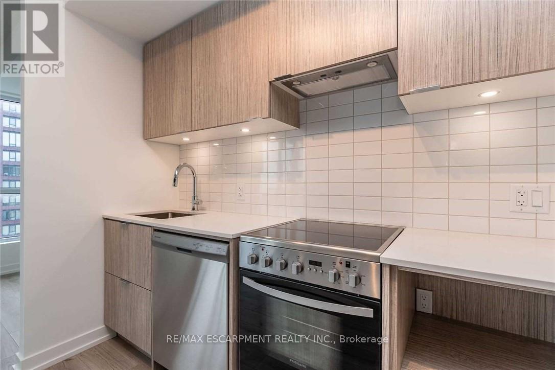 2201 - 395 Bloor Street E, Toronto, Ontario  N4W 0B4 - Photo 13 - C12452580