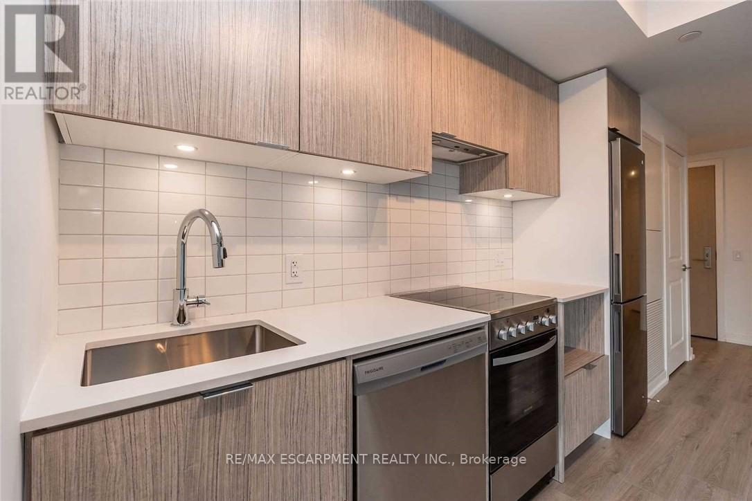 2201 - 395 Bloor Street E, Toronto, Ontario  N4W 0B4 - Photo 14 - C12452587