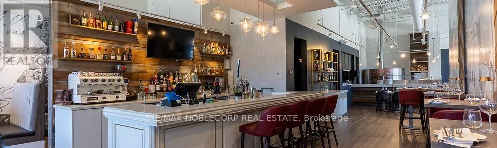 444 Holland Street W, Bradford West Gwillimbury (Bradford), Ontario  L3Z 0G1 - Photo 2 - N12452654