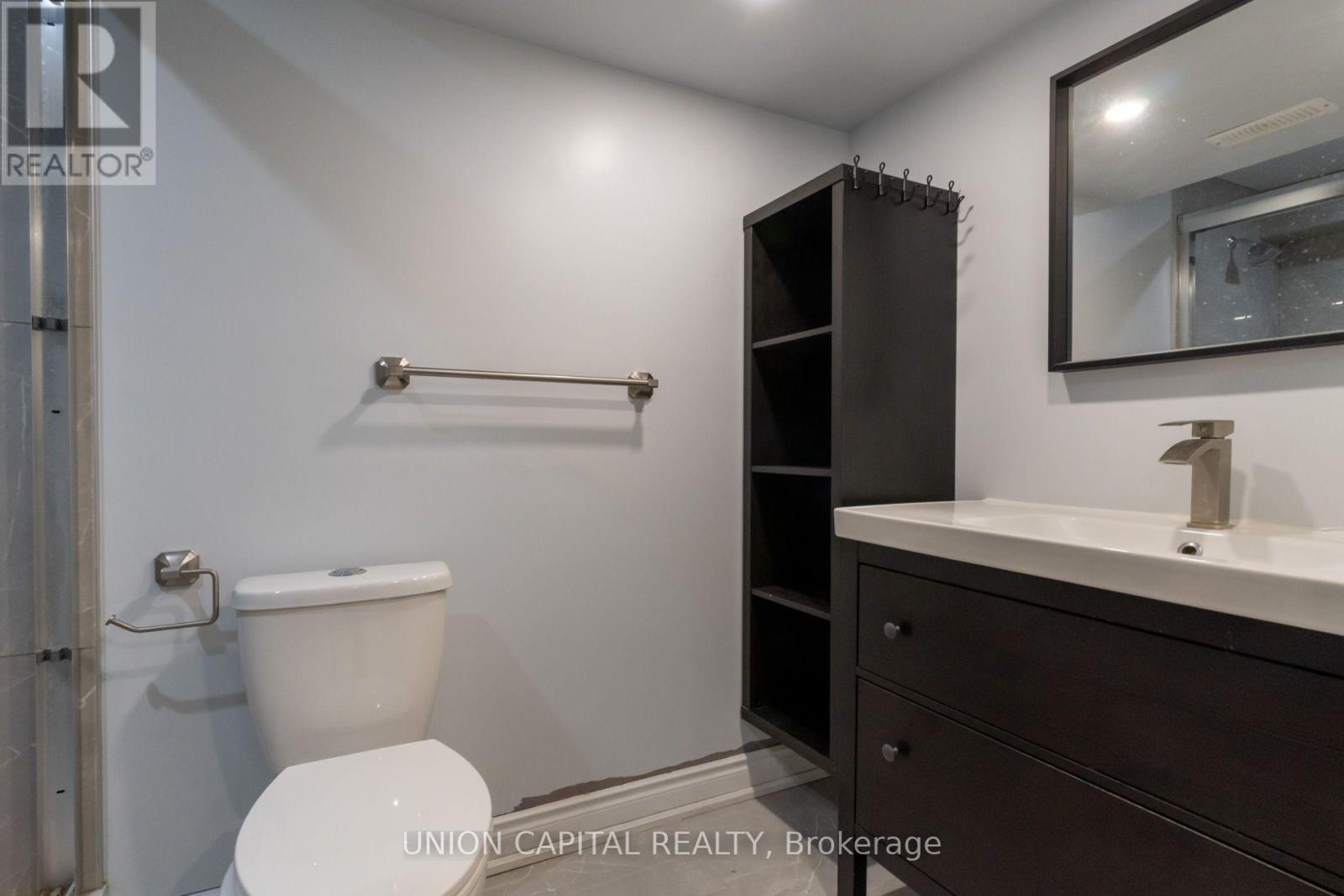 92 Guinevere Road, Markham, Ontario  L3S 4V2 - Photo 13 - N12452672