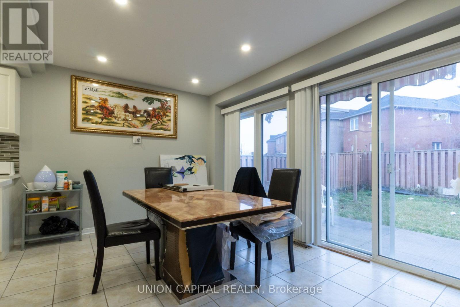 92 Guinevere Road, Markham, Ontario  L3S 4V2 - Photo 3 - N12452672