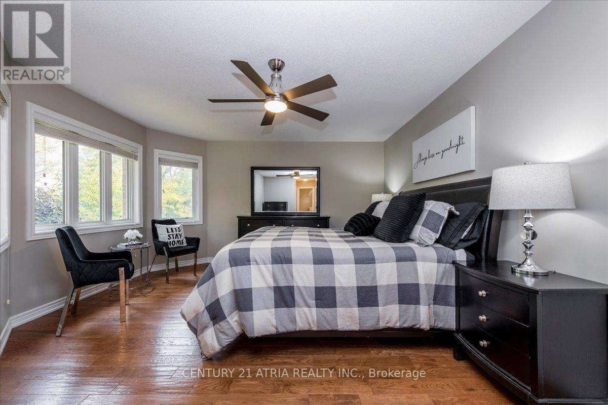 140 Stave Crescent, Richmond Hill, Ontario  L4C 0S9 - Photo 17 - N12452736