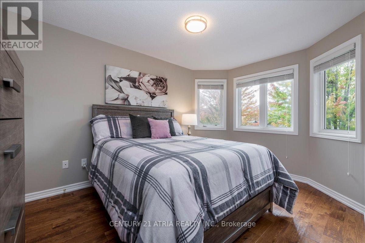 140 Stave Crescent, Richmond Hill, Ontario  L4C 0S9 - Photo 23 - N12452736