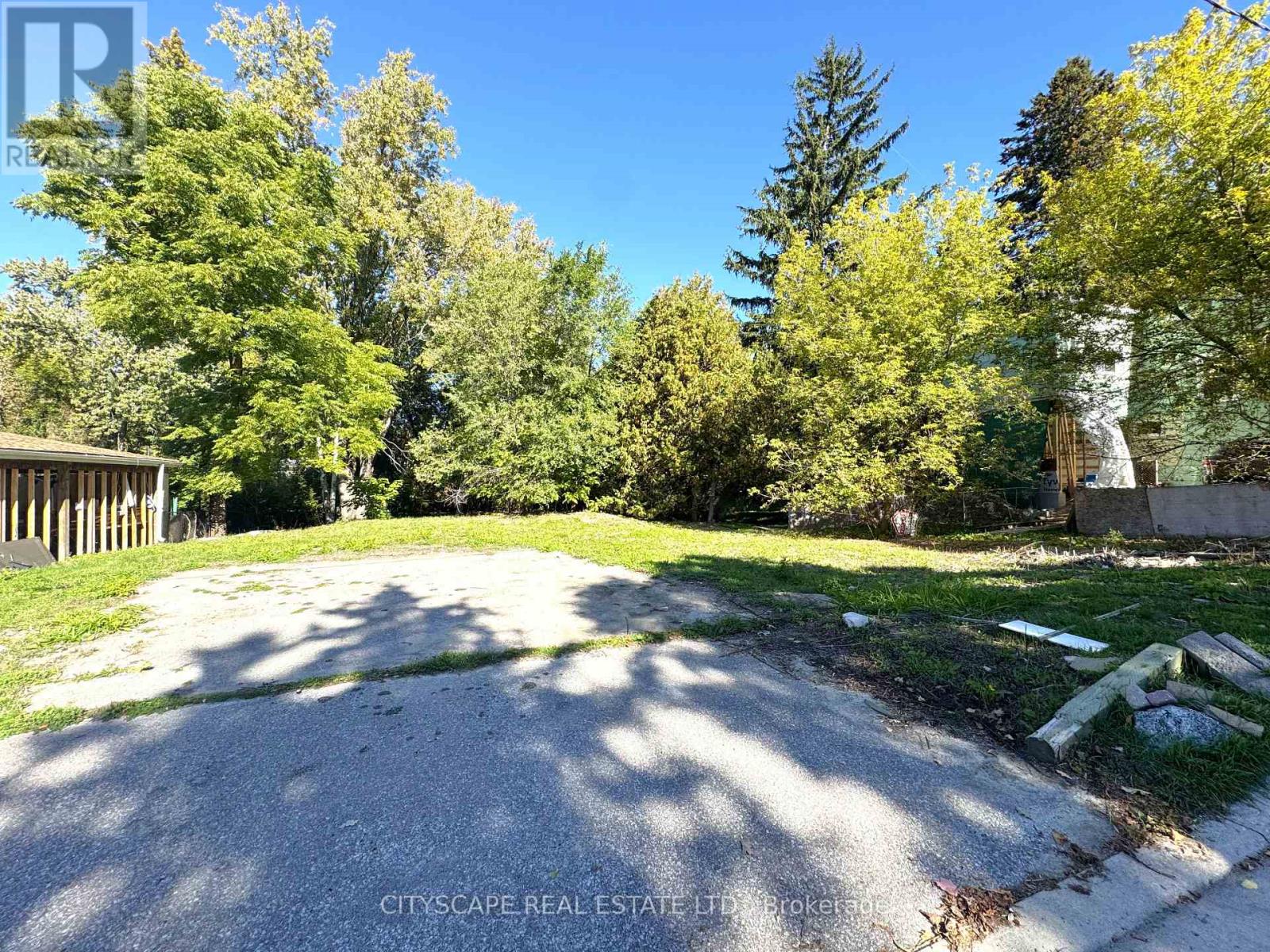 353B ONTARIO STREET, Newmarket, Ontario